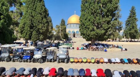 60 Ribu Jamaah Hadiri Shalat Jumat di Al-Aqsa