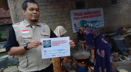 MKI Babeh Haikal Salurkan Donasi Korban Gempa Cianjur 