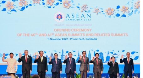 KTT ASEAN Ke-40 dan 41 di Kamboja Dibuka