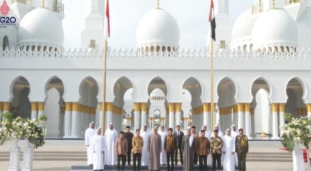Presiden Jokowi dan MBZ Resmikan Masjid Raya Sheikh Zayed Solo