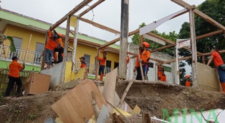UAR Brebes Terjunkan Relawan Bantu Korban Bencana Tanah Bergerak