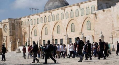 Perayaan Hanukkah, 318 Pemukim Ekstremis Yahudi Cemarkan Masjid Aqsa