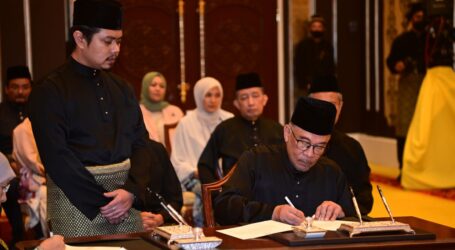 Para Menteri Malaysia Terima Pemotongan Gaji 20%