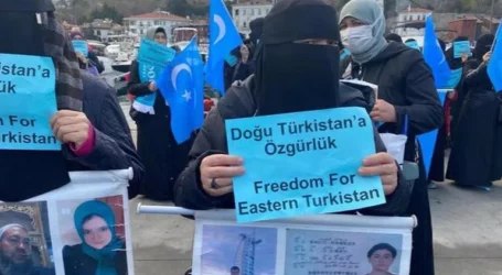 Aktivis Uyghur di Turki Gelar Protes Menentang Pelanggaran HAM China