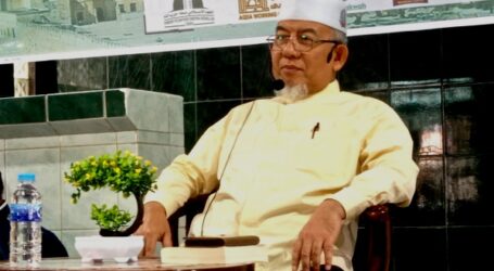 Imam Yakhsyallah: Infakkan Harta Agar Tidak Menjadi Bencana