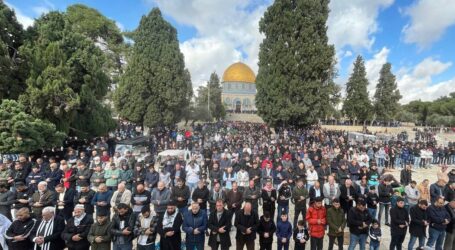 70 Ribu Jamaah Shalat Jumat di Masjid Al-Aqsa