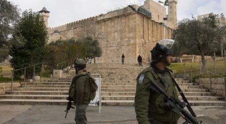 Israel Tutup Masjid Ibrahimi dan Tahan Gadis Palestina di Hebron