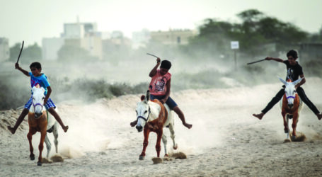Anak-anak di Gaza Gunakan Gerobak Keledai untuk Sampai ke Sekolah