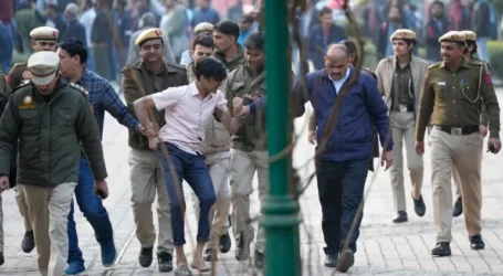 Polisi India Tahan Mahasiswa terkait Pemutaran Film Dokumenter Keterlibatan Modi