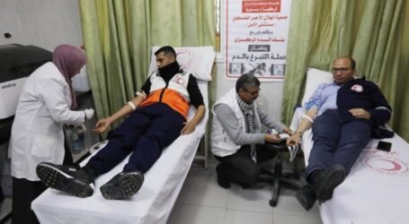 Warga Gaza Kampanye Donor Darah Bantu Korban Gempa Türkiye dan Suriah