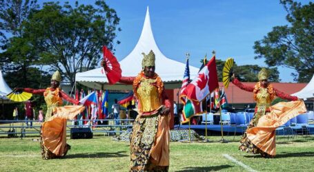 Tari Indonesia Bajidor Kahot Dipromosikan kepada Pelajar Sekolah Internasional Kenya