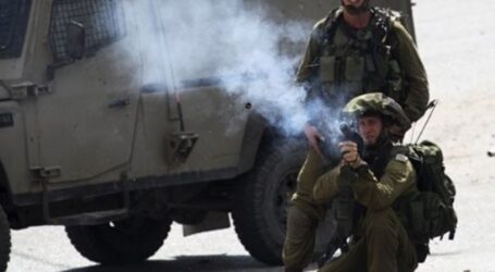 Warga Palestina Hadapi Serbuan Brutal Tentara Pendudukan Zionis