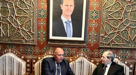 Menlu Mesir Bertemu Assad dalam Kunjungan Suriah Pertamanya