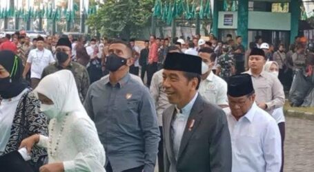 Jokowi Hadiri Puncak Acara 1 Abad NU