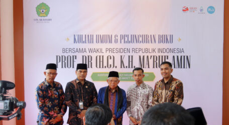 Wapres Ma’ruf Amin Dinobatkan sebagai Bapak Ekonomi Syariah Indonesia