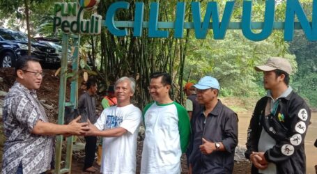 Gandeng Matpeci, MUI-PJMI Gelar Gerakan Tanam Bibit Pohon Buah di Bantaran Sungai Ciliwung