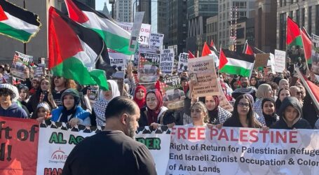 Aksi Damai Aktivis Solidaritas Internasional AS Protes Serangan Israel di Al-Aqsa