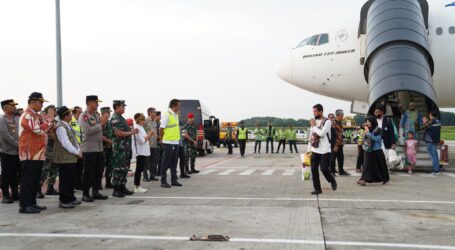 Satgas TNI Lanjutkan Evakuasi dari Sudan, Juga Evakuasi WNA