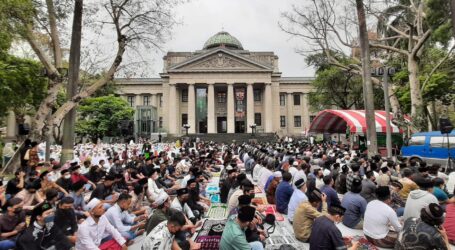 Lebih dari 5 Ribu Umat Muslim Indonesia di Taipei Ikuti Shalat Ied di Taman National Taiwan Museum