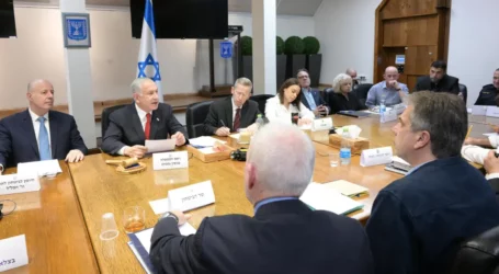 Rentetan Roket Baru Meluncur dari Gaza, Netanyahu Akhiri Rapat Kabinet