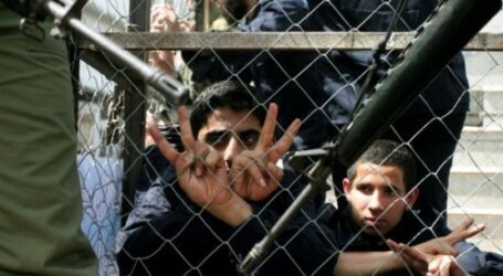 Fasilitas Buruk, 43 Tahanan Anak Palestina Alami Kondisi Memprihatinkan