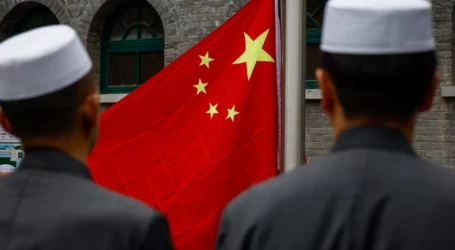 Tolak Masjid Kuno di China Dihancurkan, Warga Muslim Bentrok dengan Polisi