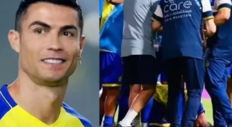 Cristiano Ronaldo Selebrasi Sujud Syukur Usai Golnya Menangkan Al Nassr