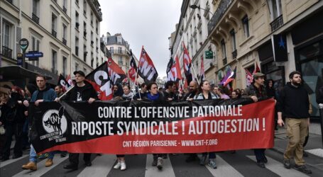 Ketegangan di Aksi Protes Hari Buruh Paris, Polisi Tangkap 68 Orang