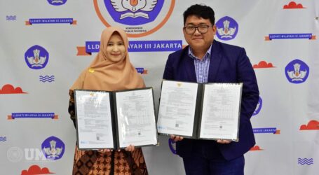 Dua Dosen Universitas Muhammadiyah Jakarta Terima SK Guru Besar