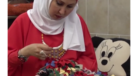 Perempuan Gaza Kreatif Ubah Sampah Jadi Barang Layak Guna