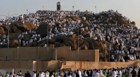 Saudi Umumkan Wukuf di Arafah Selasa 27 Juni