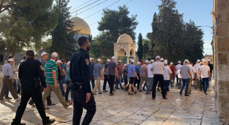 Pemukim Ilegal Israel Menyerbu Masjid Al-Aqsa
