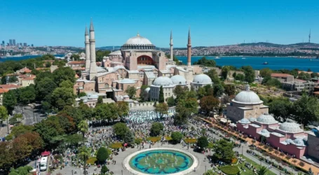 Hagia Sophia Peringati Tiga tahun Dibukanya Kembali Sebagai Masjid
