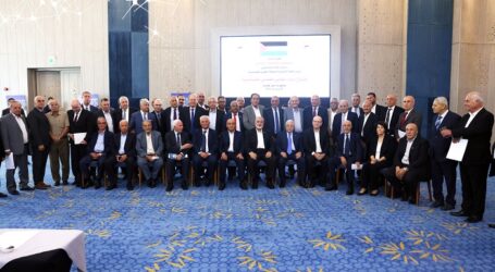 Abbas Serukan Pembentukan Komite untuk Selesaikan Dialog Faksi-Faksi Palestina