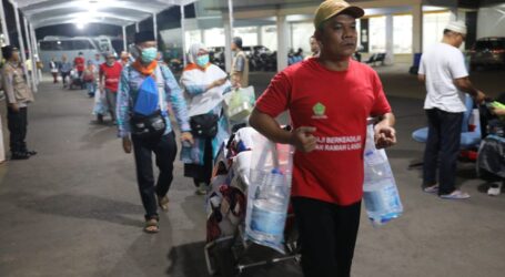 Sebanyak 6.330 Jamaah Haji Indonesia Gelombang II Kembali ke Tanah Air