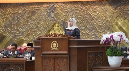 Tutup Masa Sidang, Ketua DPR Singgung Pengawasan Haji dan UU Kesehatan