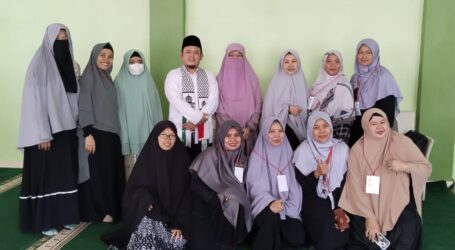 Muslimah Darul Hijrah Gelar Kajian Akbar “Manajemen Pubertas Kedua”