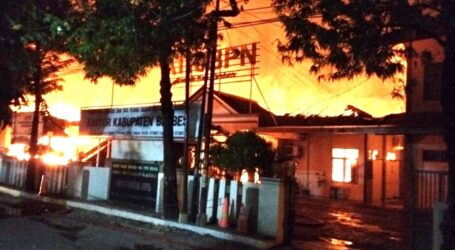 Kantor ATR/BPN Brebes Hangus Terbakar