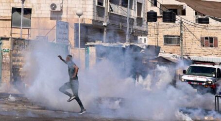 Pendudukan Israel Serang Rumah Sakit Jenin dengan Gas Air Mata