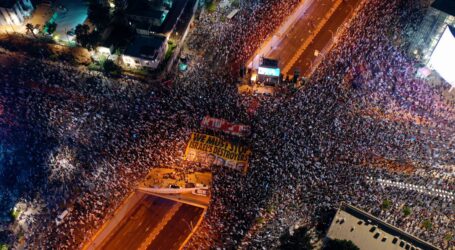 Pekan Ke-26, Puluhan Ribu Warga Israel Berdemonstrasi Menentang Pemerintah Netanyahu