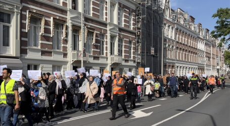 Umat Muslim di Belanda Gelar Protes Serangan terhadap Al-Qur’an