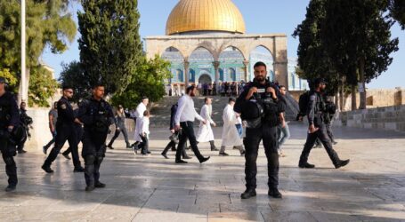 Rayakan Sukkot, Pemukim Yahudi Serbu Kompleks Al-Aqsa