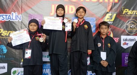 Siswa-Siswa SD Silaturahim Borong Medali di Kejuaraan Pencak Silat Depok Championship Jilid 2