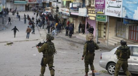 Sejumlah Pemuda Palestina Hadang Serbuan Pendudukan di Jalboun