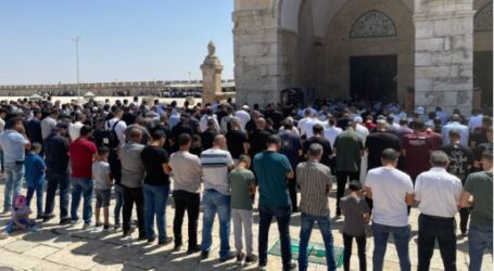 Sekitar 40 Ribu Jamaah Hadiri Shalat Jumat di Masjid Al-Aqsa