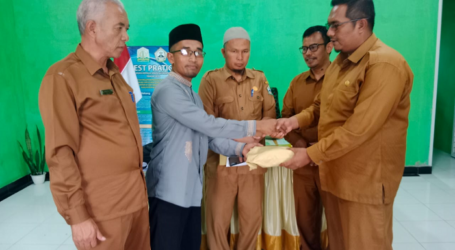 AWG Terima Donasi untuk Palestina dari SMP Negeri Se-Kabupaten Bener Meriah, Aceh