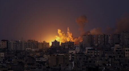 Malam Ketujuh: Korban di Gaza Menjadi 1.900 Syahid, 7.696 Warga Luka