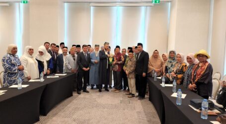 Delegasi MUI Kunjungi Pusat Kajian Imam Al-Bukhari dan Sekolah Tinggi di Samarkand