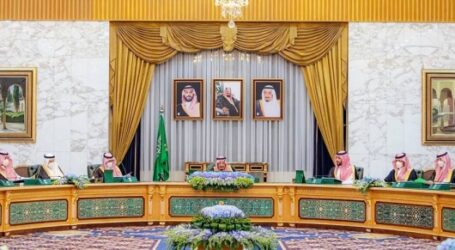 Raja Saudi Tegaskan Penolakan Atas Pemindahan Paksa Warga Palestina