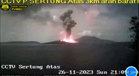 PVMBG: Gunung Anak Krakatau Alami Erupsi